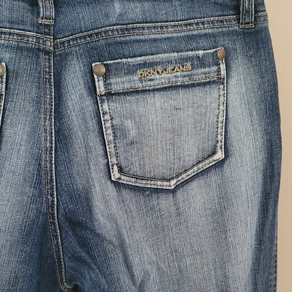 DKNY capris size 4 - Picture 3 of 4